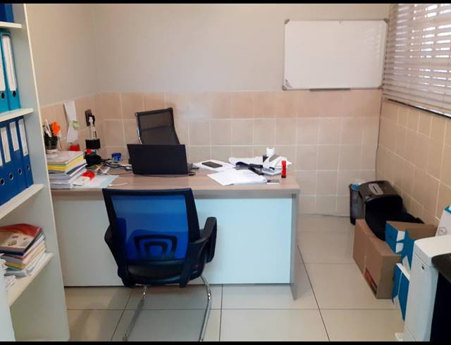 100M² OFFICE FOR SALE IN NELSPRUIT CENTRAL